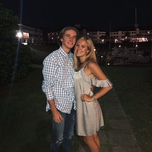 Meet your Posher, Carson